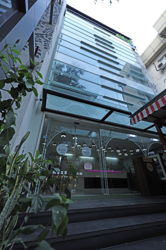 Mango Hotels - Purple Brigade 7/50