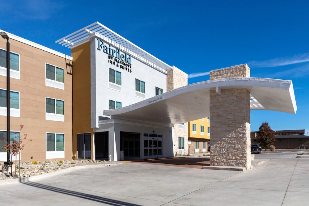 Fairfield Inn & Suites Winnemucca 12/12