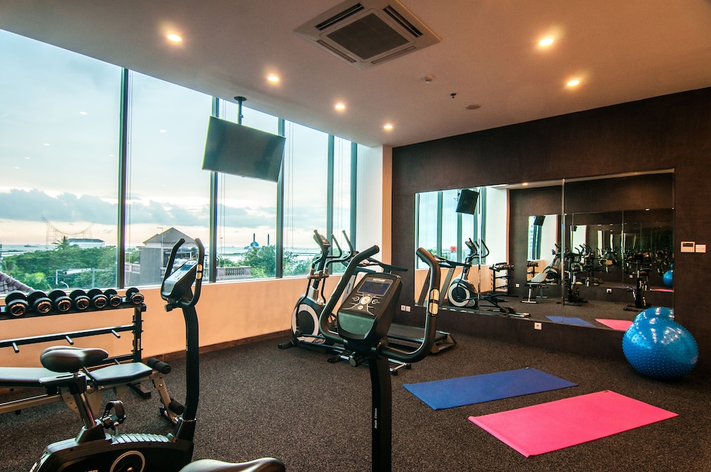 Arthama Hotels Losari Makassar 26/48