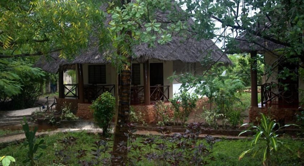 Baraka Aquarium Bungalows 39/42