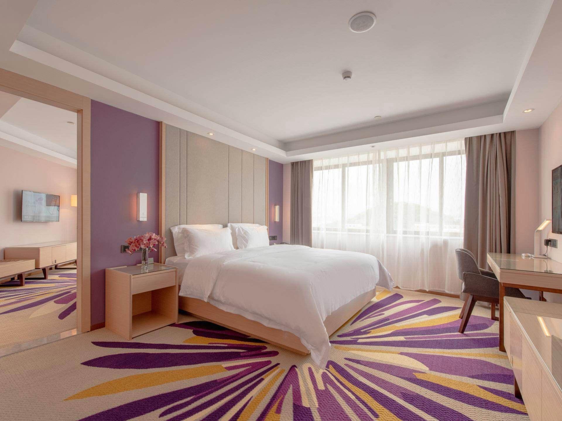 Lavande Hotel (Guangzhou Panyu Shiqiao Metro Station, Dabei Road) 12/43