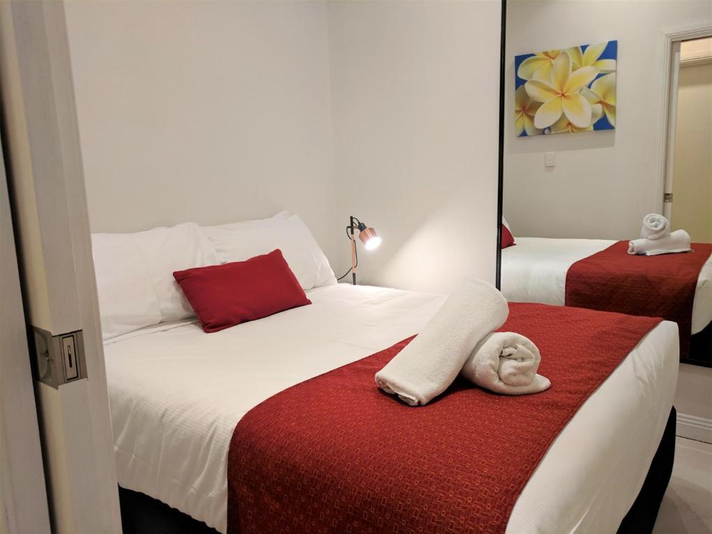 2 Bedrooms, Apartment