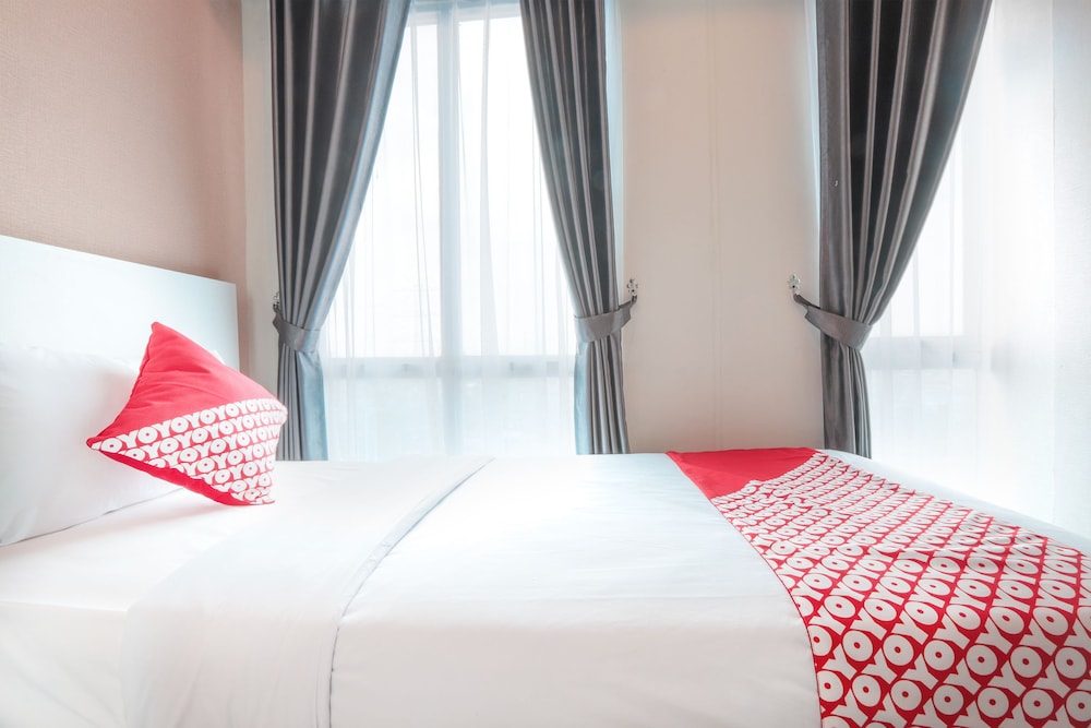 OYO Flagship 755 Appartel Grand Dhika City 16/39