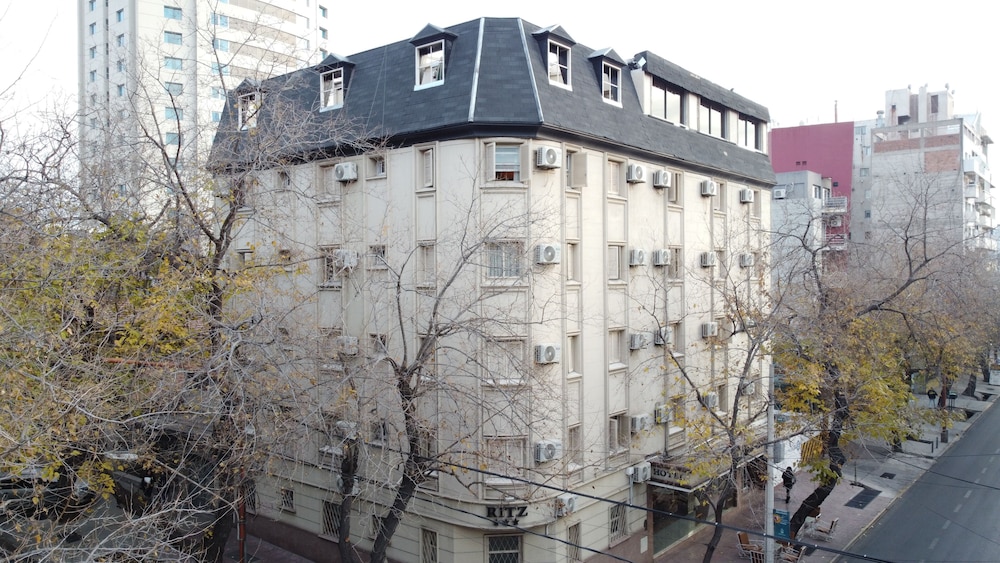 Ritz Hotel Mendoza 2/55