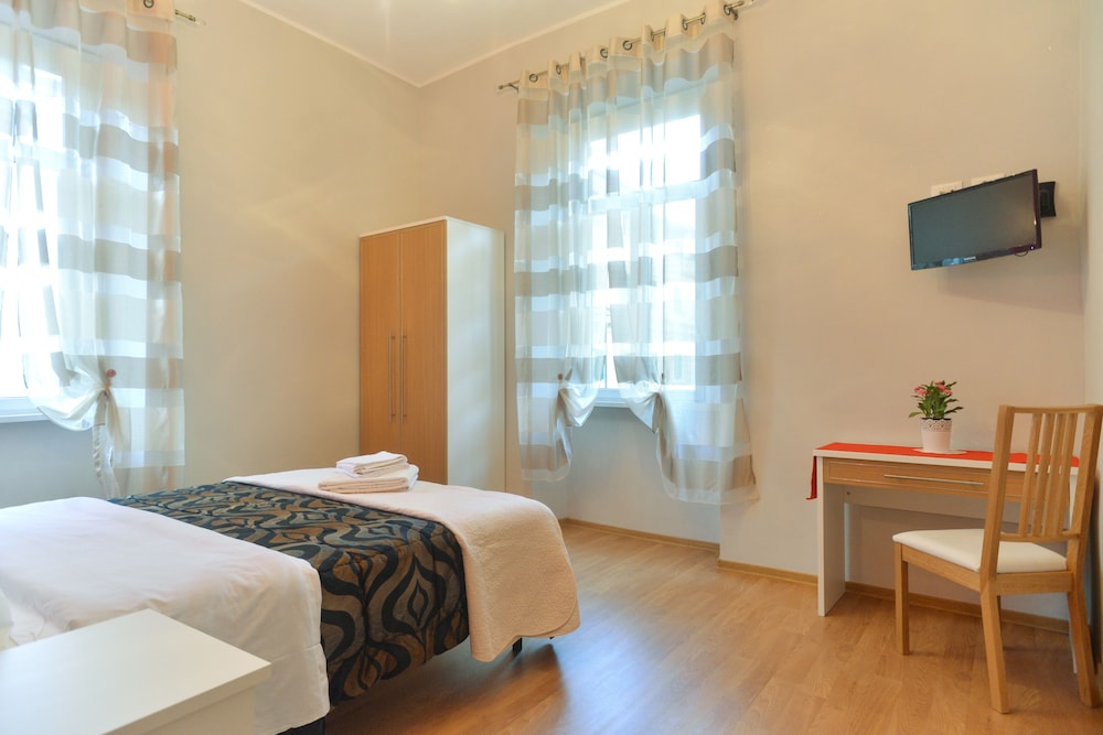 Trani B T Rooms 10/46