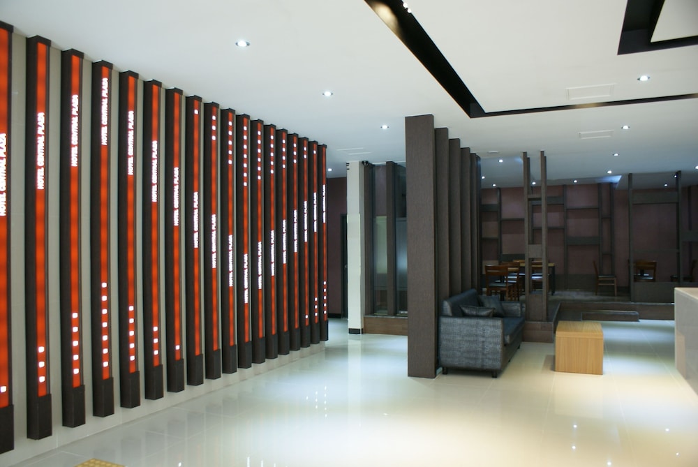 Central Plaza Hotel 36/50