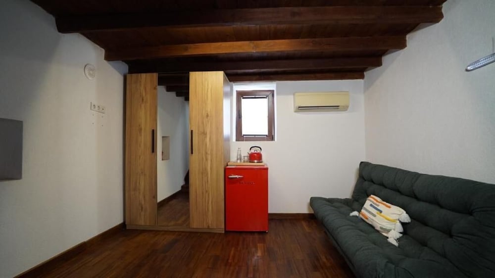 Muyo House Urla 22/28
