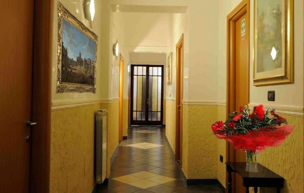 Hotel Campidoglio 30/51