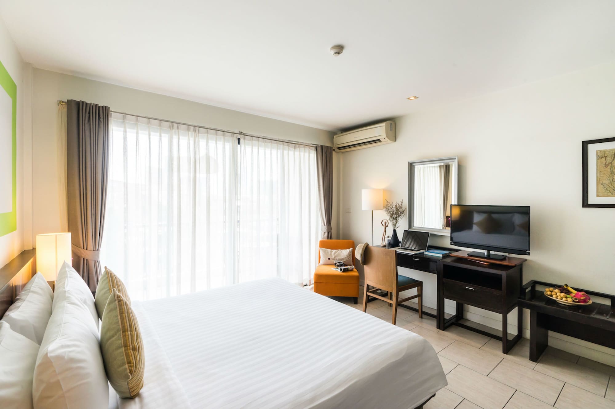 غرفة سوبيريور بسرير كينج بشرفة، Hotel De Bangkok 3/7