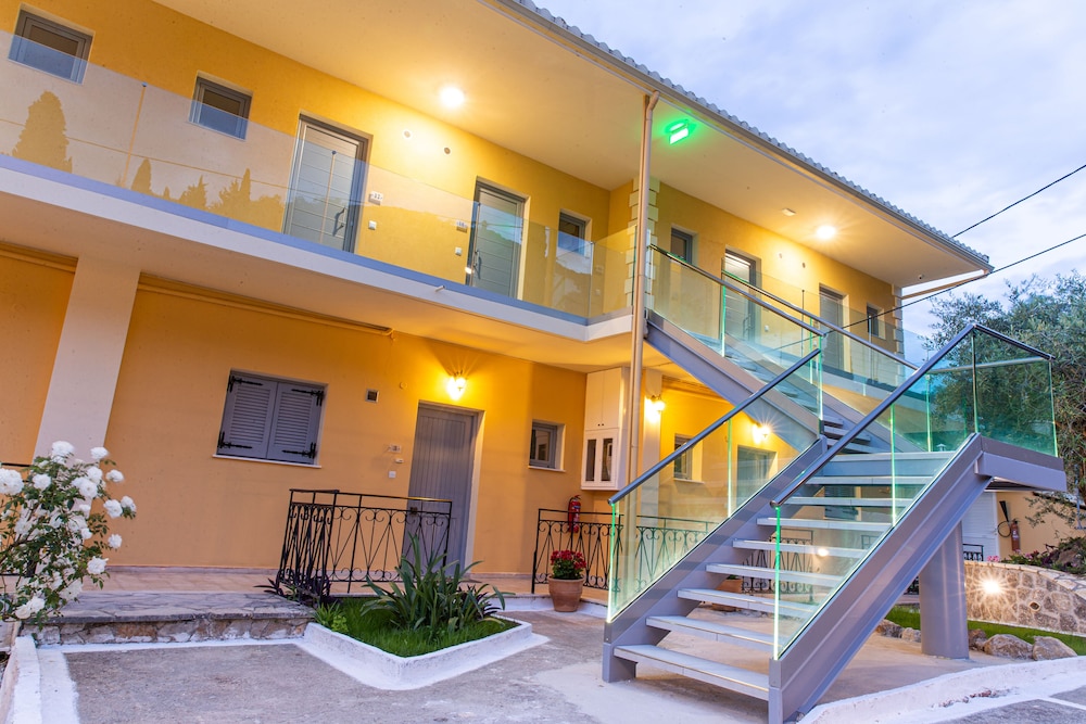 Passas Mare Apartments and Studios 3/50