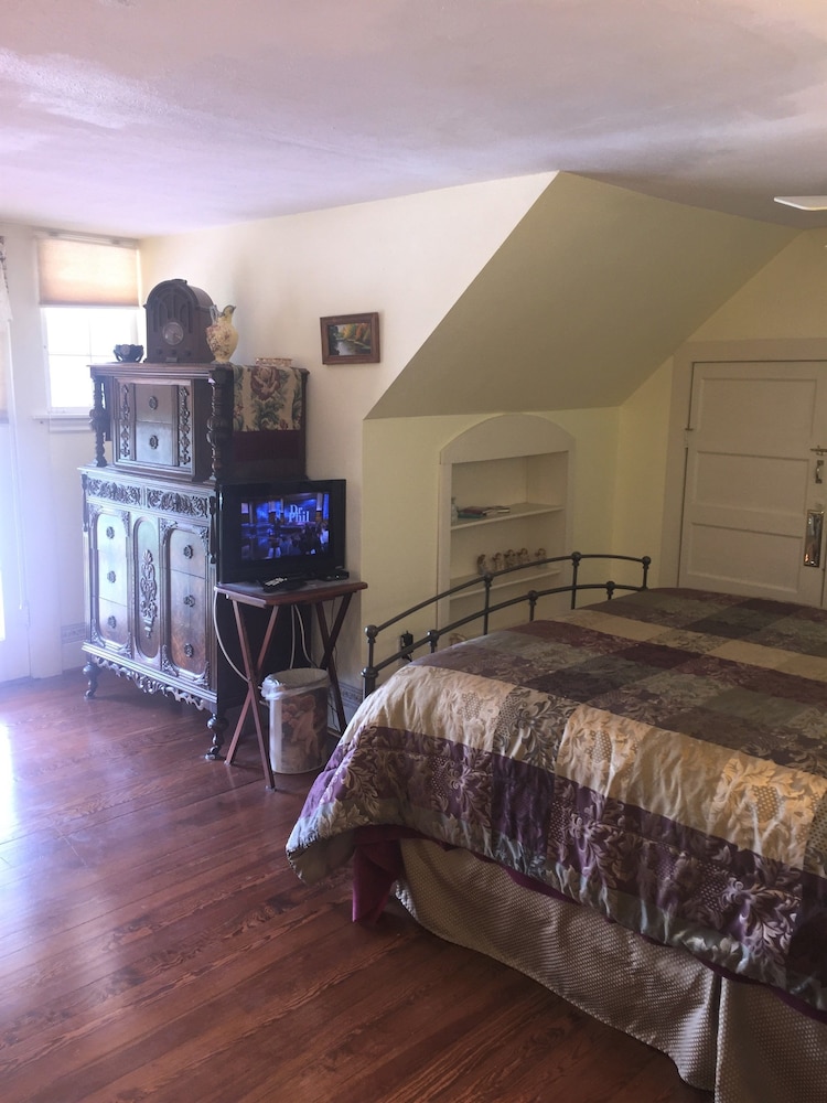 Woldert-Spence Manor 21/29