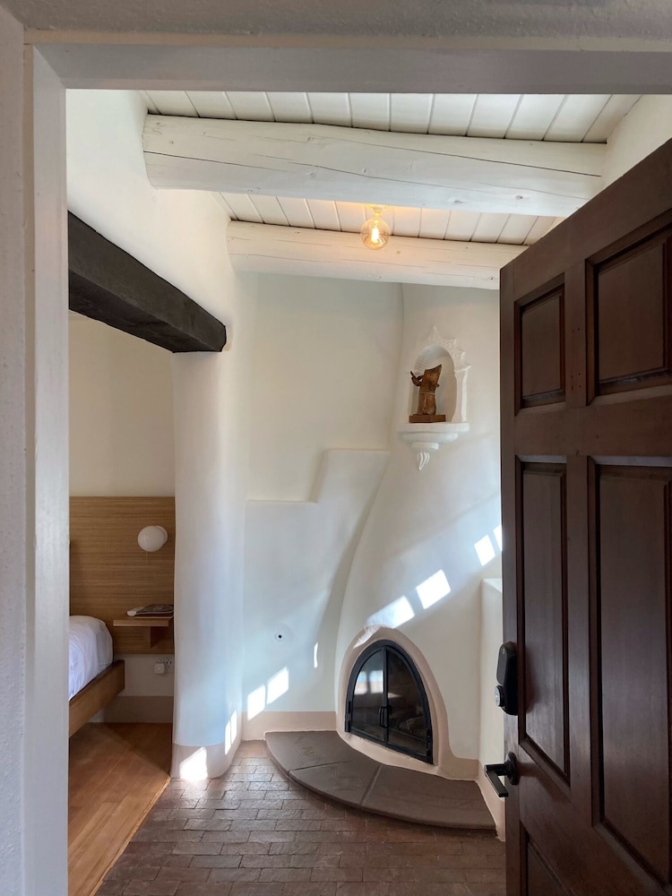 El Paradero Bed & Breakfast Inn 44/79