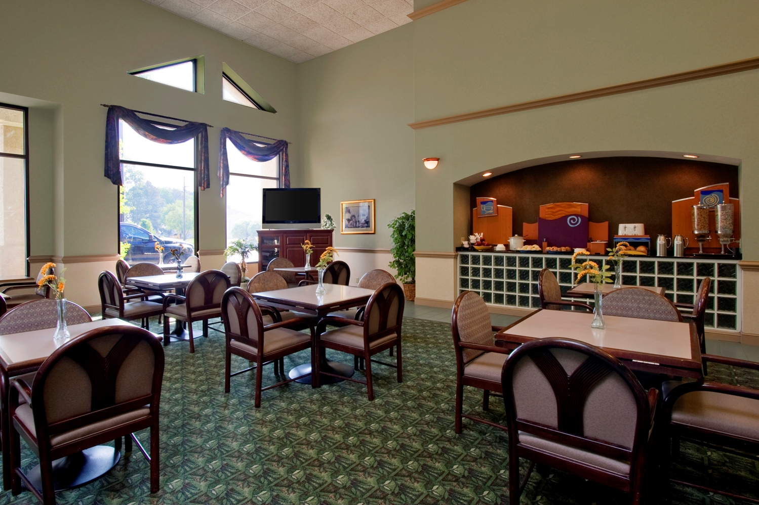 Americas Best Value Inn Tunica Resort 16/25
