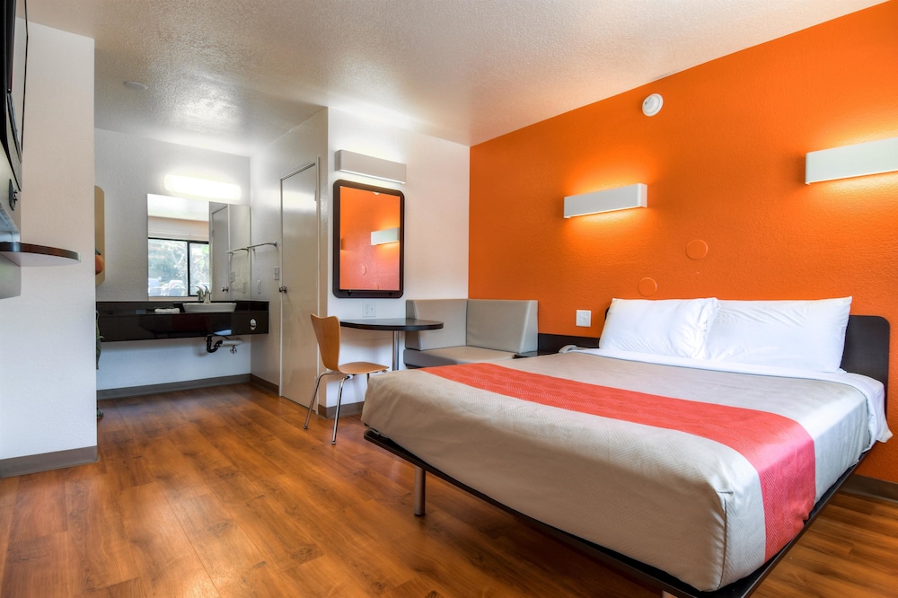 Motel6 San Diego Hotel Circle Mission Valley 33/61