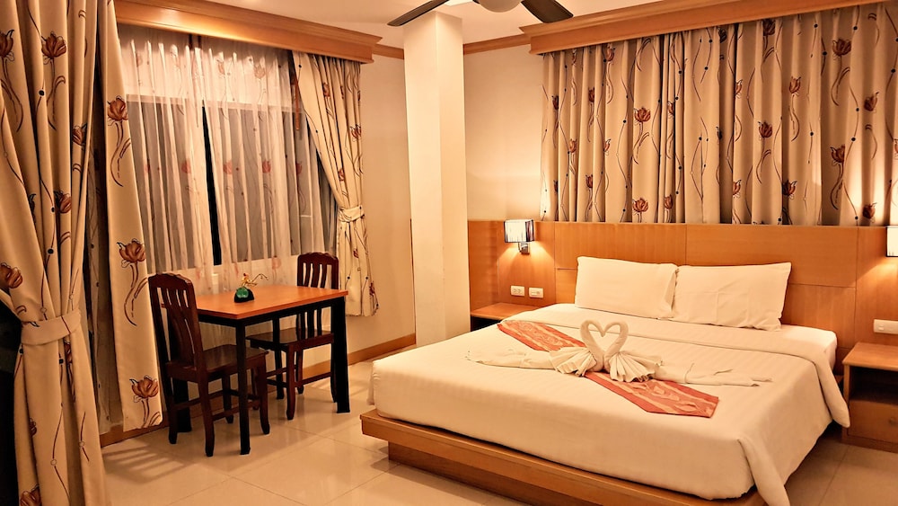 غرفة ديلوكس بسرير كينج بمطبخ صغير، Green Harbor Hotel And Service Apartment 3/10