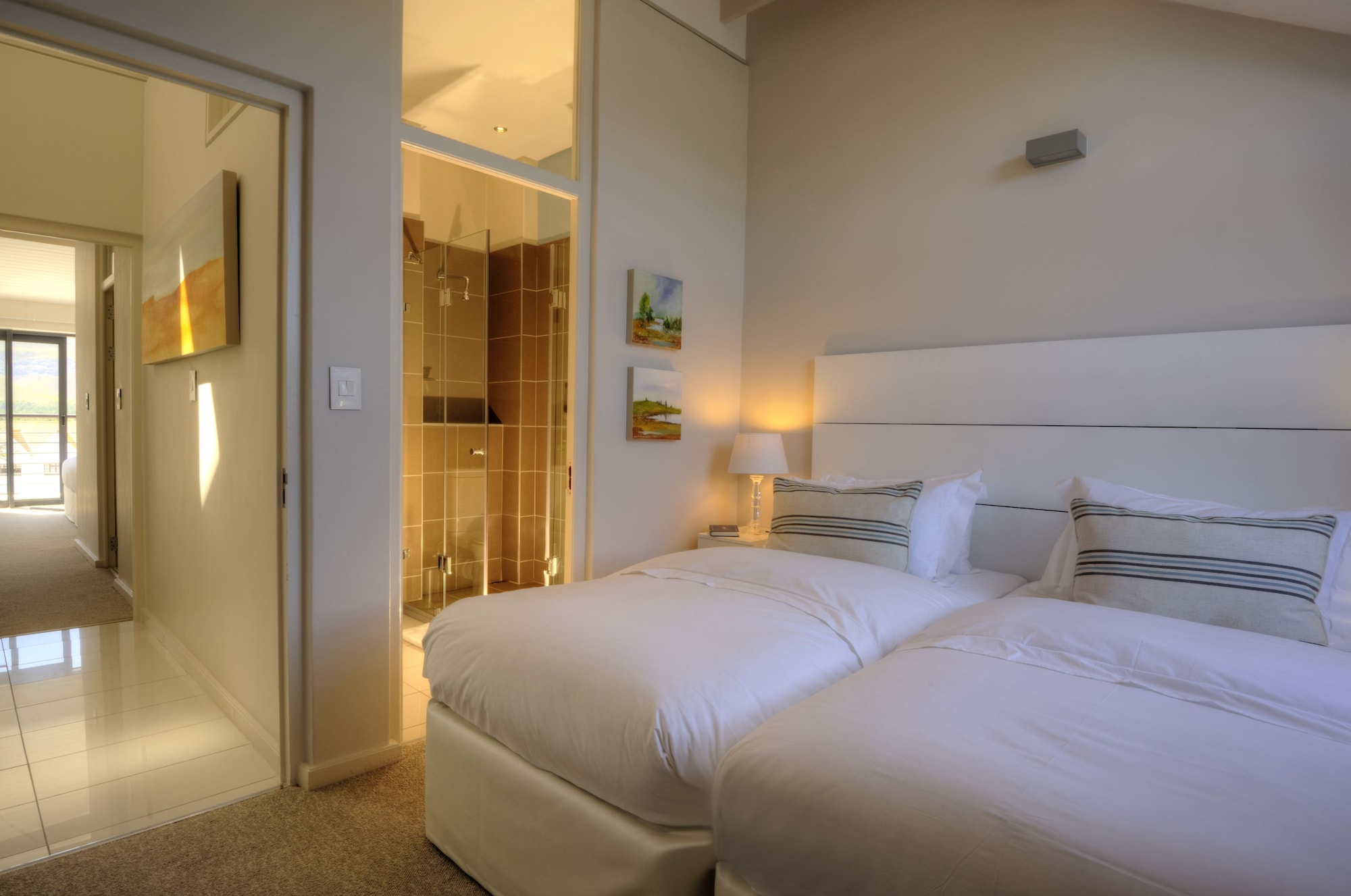2 BEDROOMS, APARTMENT