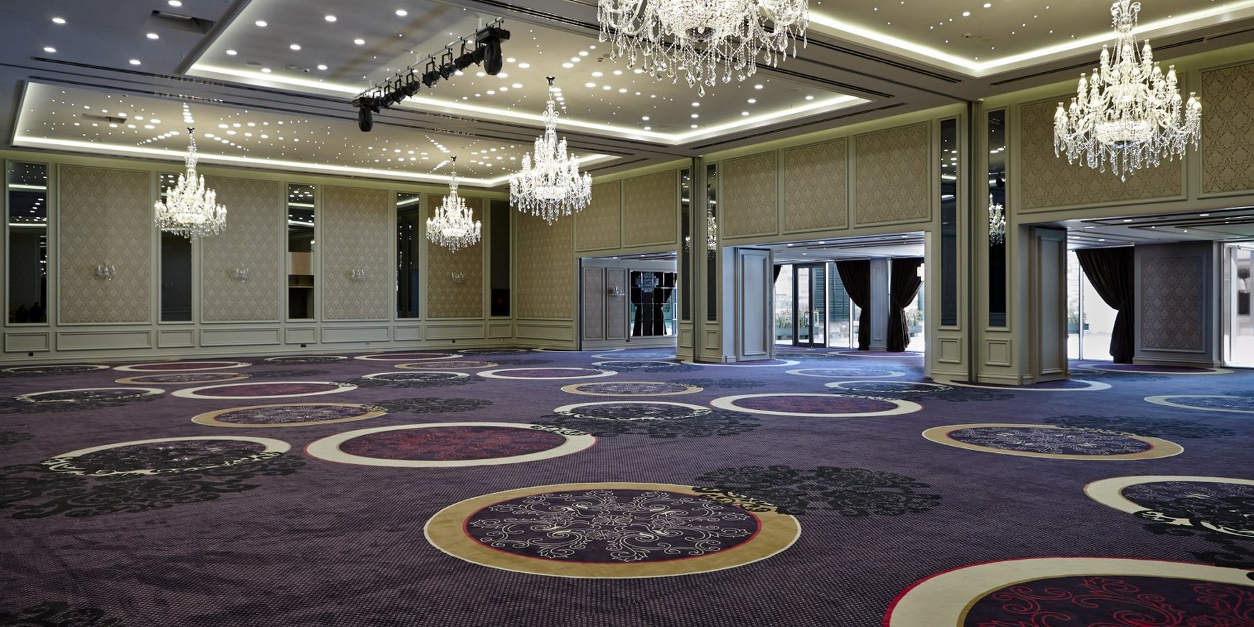 Crowne Plaza Istanbul Oryapark 68/76