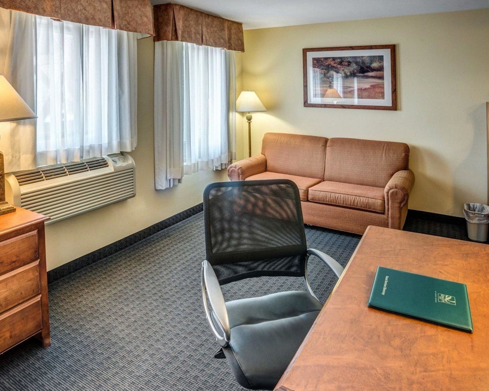 Quality Inn Ashland Lake Superior 29/49