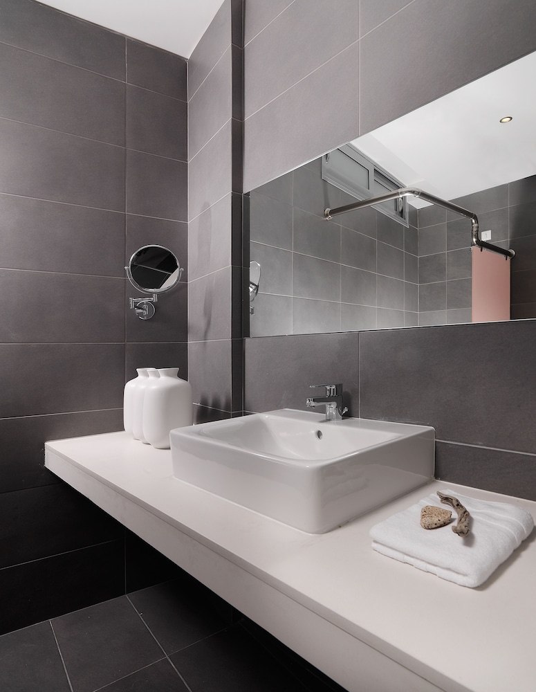 Galaxy Hotel Kavala, Vassilicos House of Hospitality 11/41