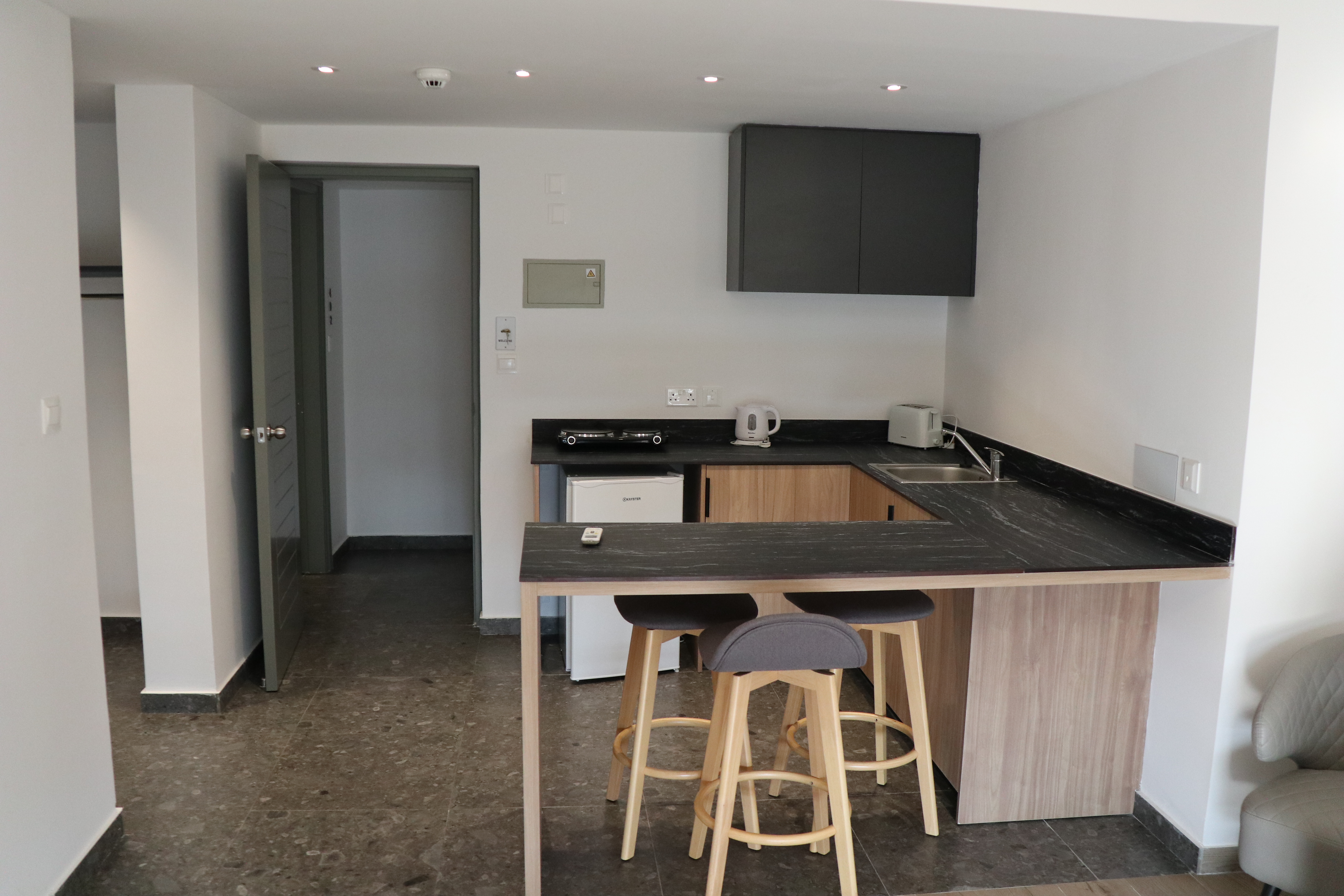 Sunflower Hotel Apartments, Larnaca 30/36
