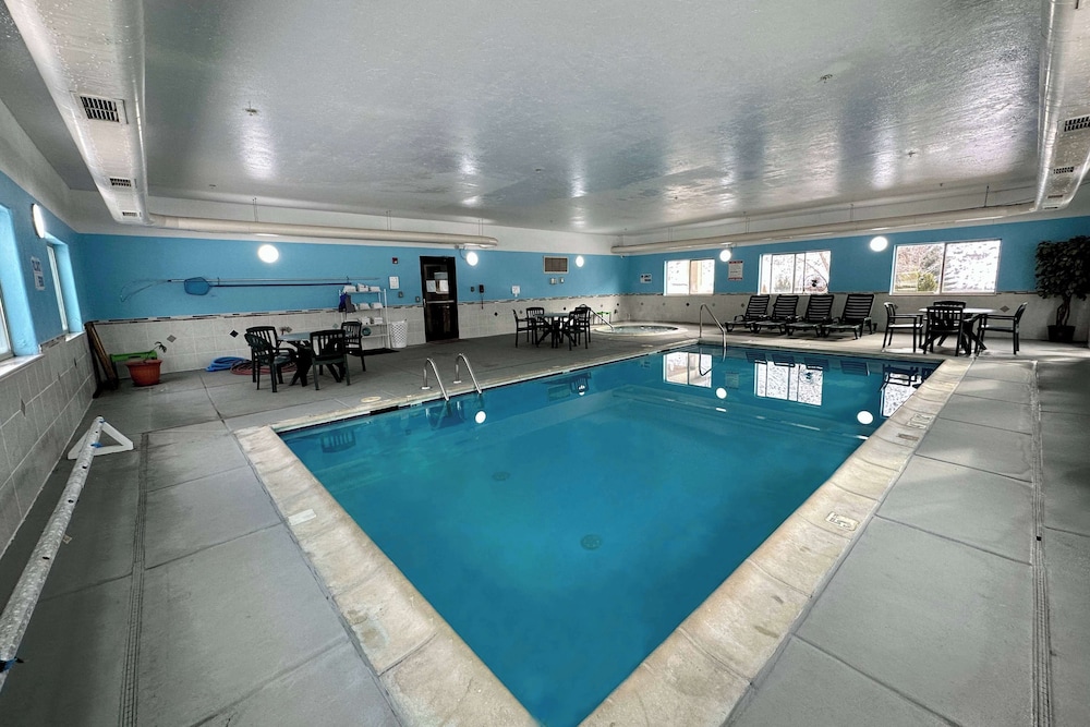 Wingate by Wyndham New Castle - Glenwood Springs 23/50