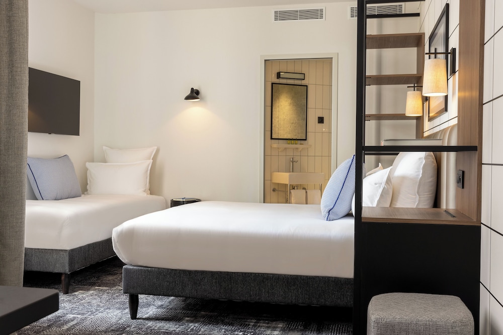 Hotel Moderniste 16/47
