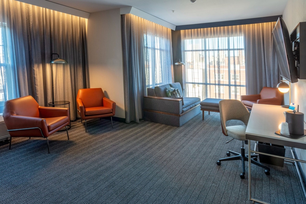 Courtyard by Marriott Rochester Downtown 20/33