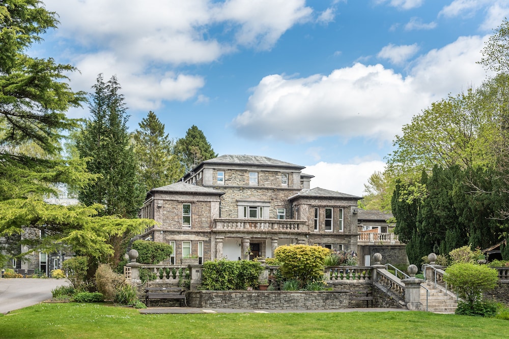 Windermere Manor