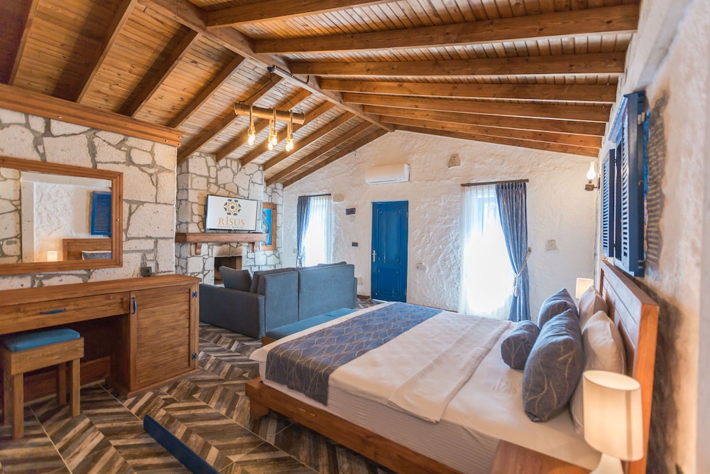 RISUS GARDEN MARINA HOTEL KUSADASI 16/48