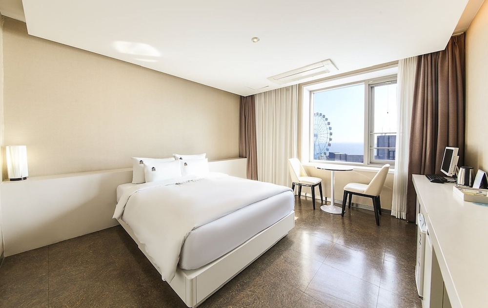 Benikea The Bliss Hotel 24/57