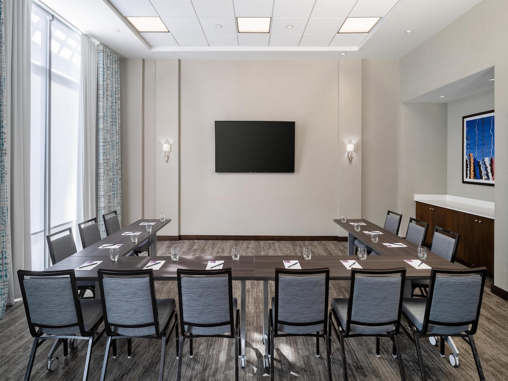 Hyatt Place West Palm Beach/Downtown 62/70