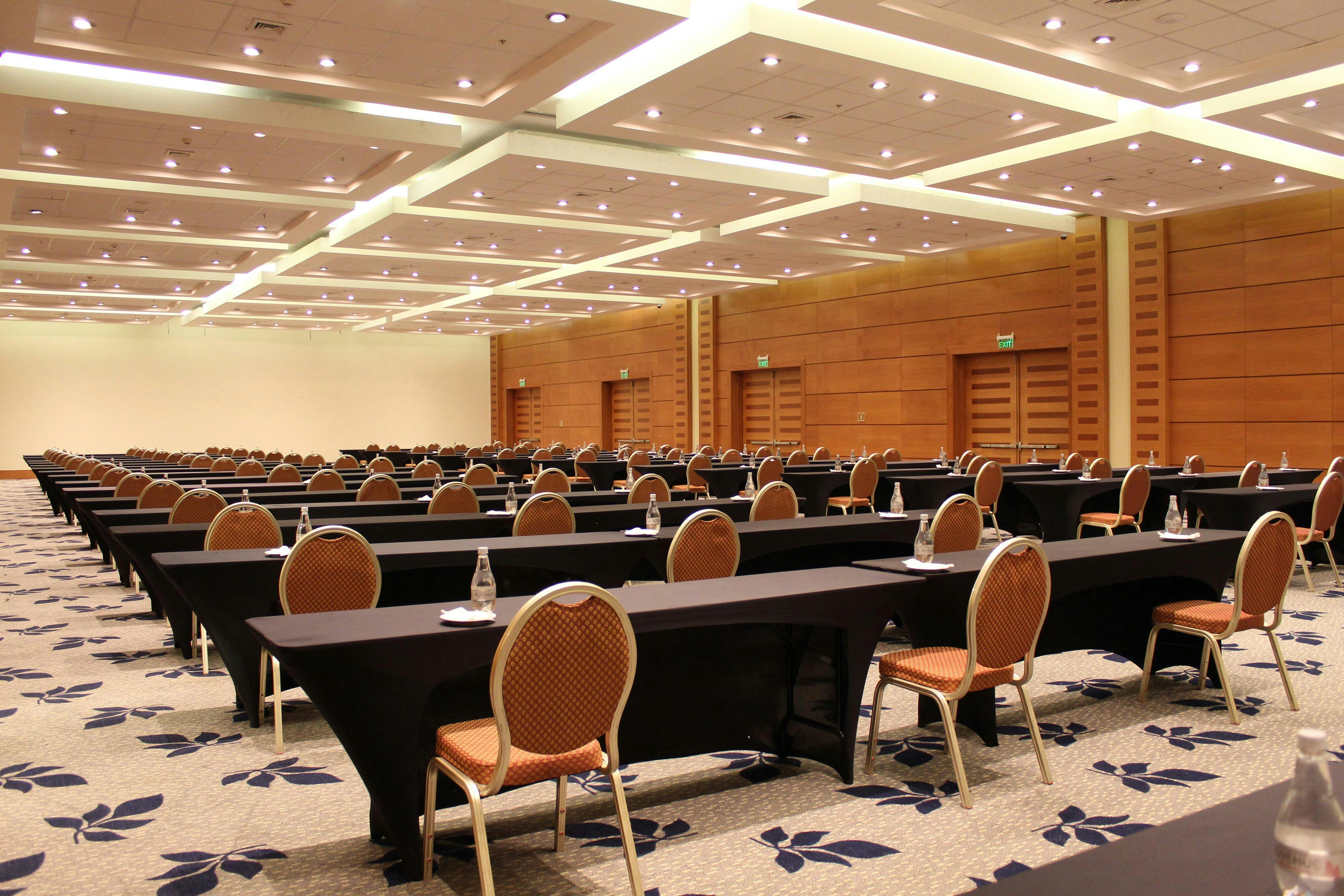 Sheraton Miramar Hotel and Convention center 41/60
