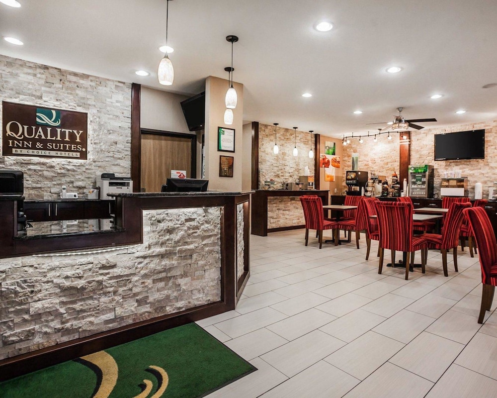 Quality Inn & Suites Des Moines Airport 29/50