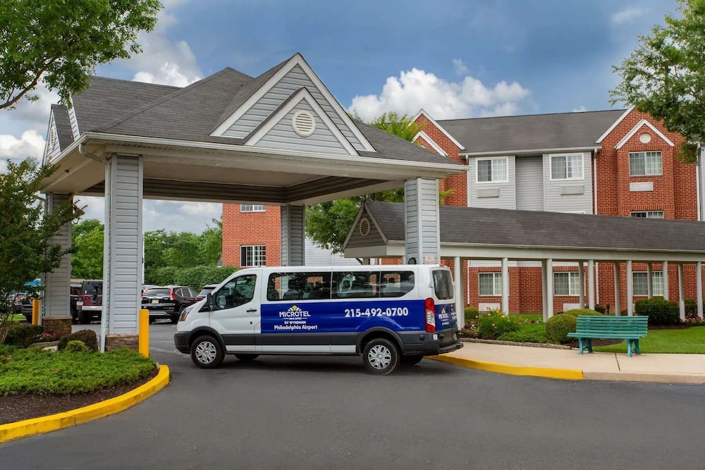 Microtel Inn & Suites by Wyndham Philadelphia Airport 11/16
