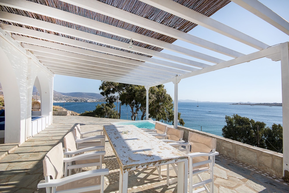 Krios Luxury Suites 20/50