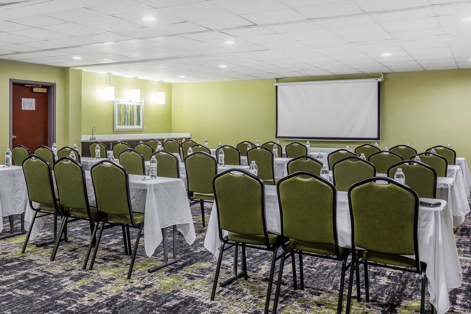 Quality Suites Pineville Charlotte 15/18