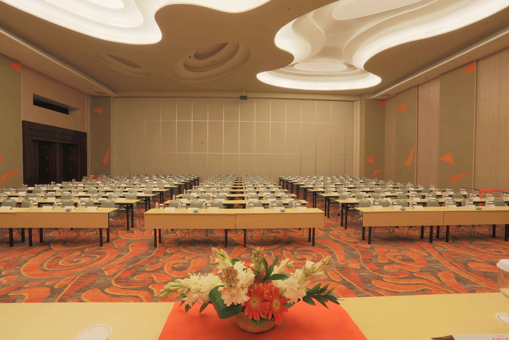 Harris Hotel And Conventions Ciumbuleuit 32/45