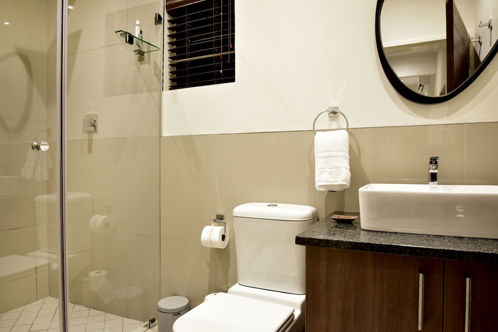 Five O'clock Zen Boutique Guest House 32/33
