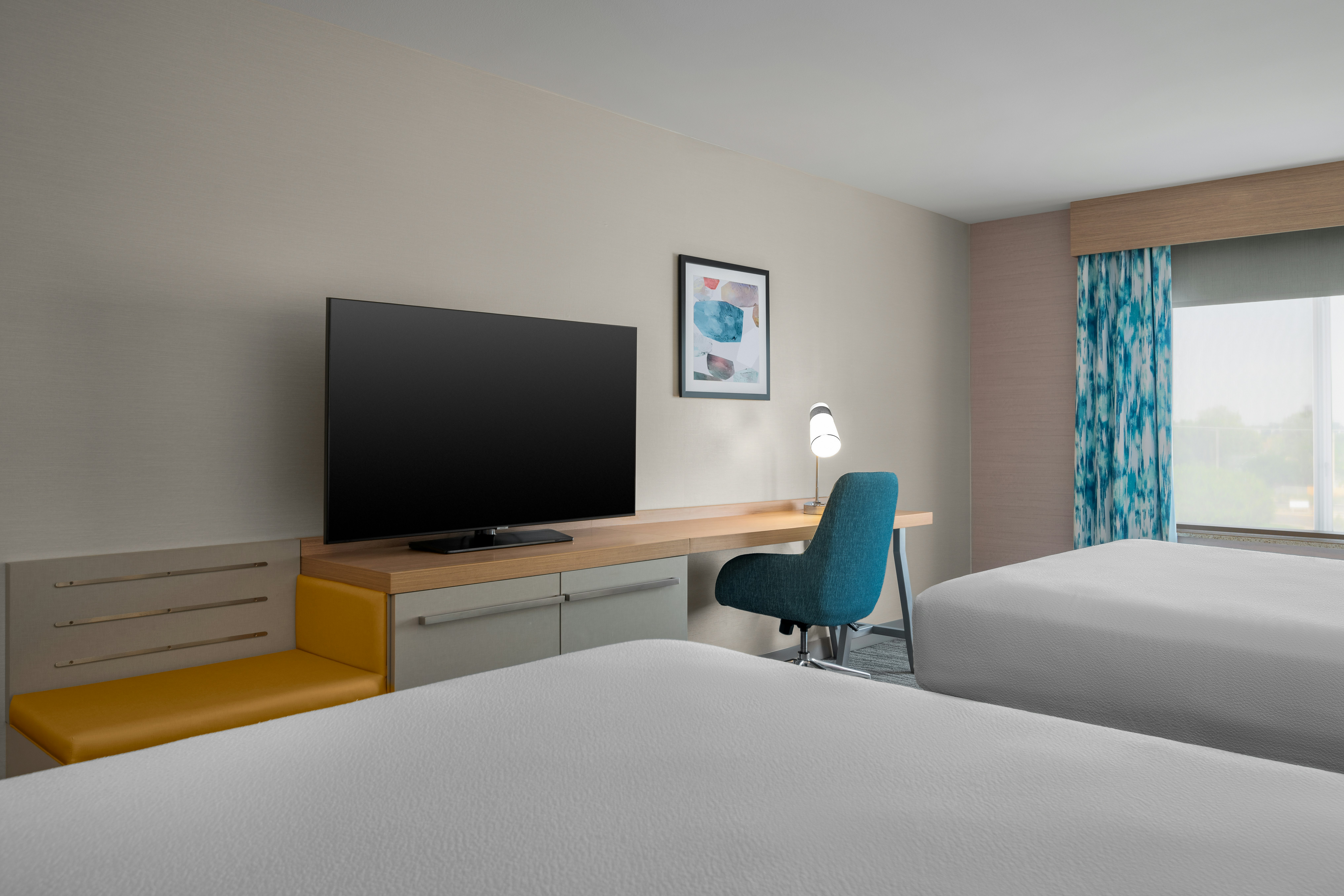 غرفة بسريرين كوين بحوض استحمام، Hilton Garden Inn Great Falls 3/7