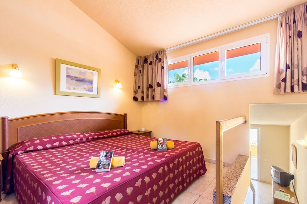 Apartamentos Punta Marina by LIVVO 10/46