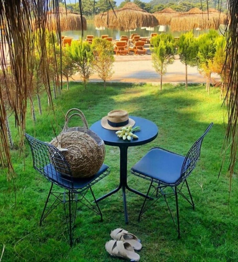 Green Pine Beach & Bungalows Luxury Concept 25/50