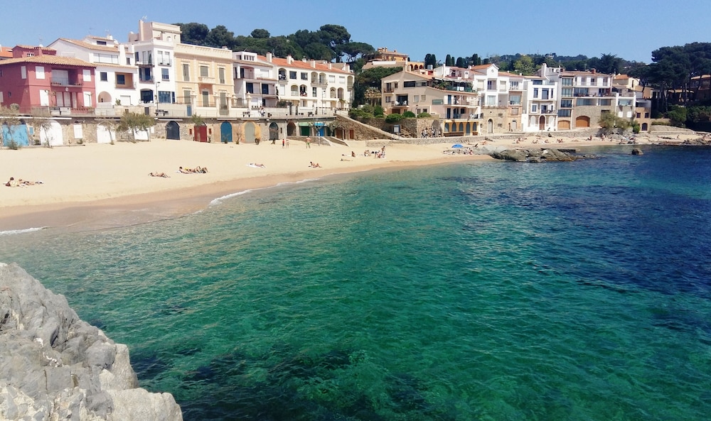 Casa Calella B and B 3/49