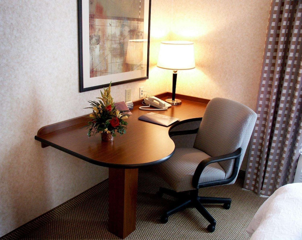 Hampton Inn Suites Richmond Virginia Center Va 62/67