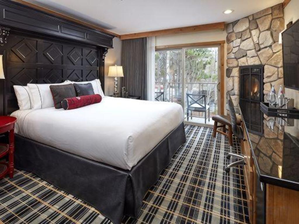 Lake, Superior, King Bed, Accessible