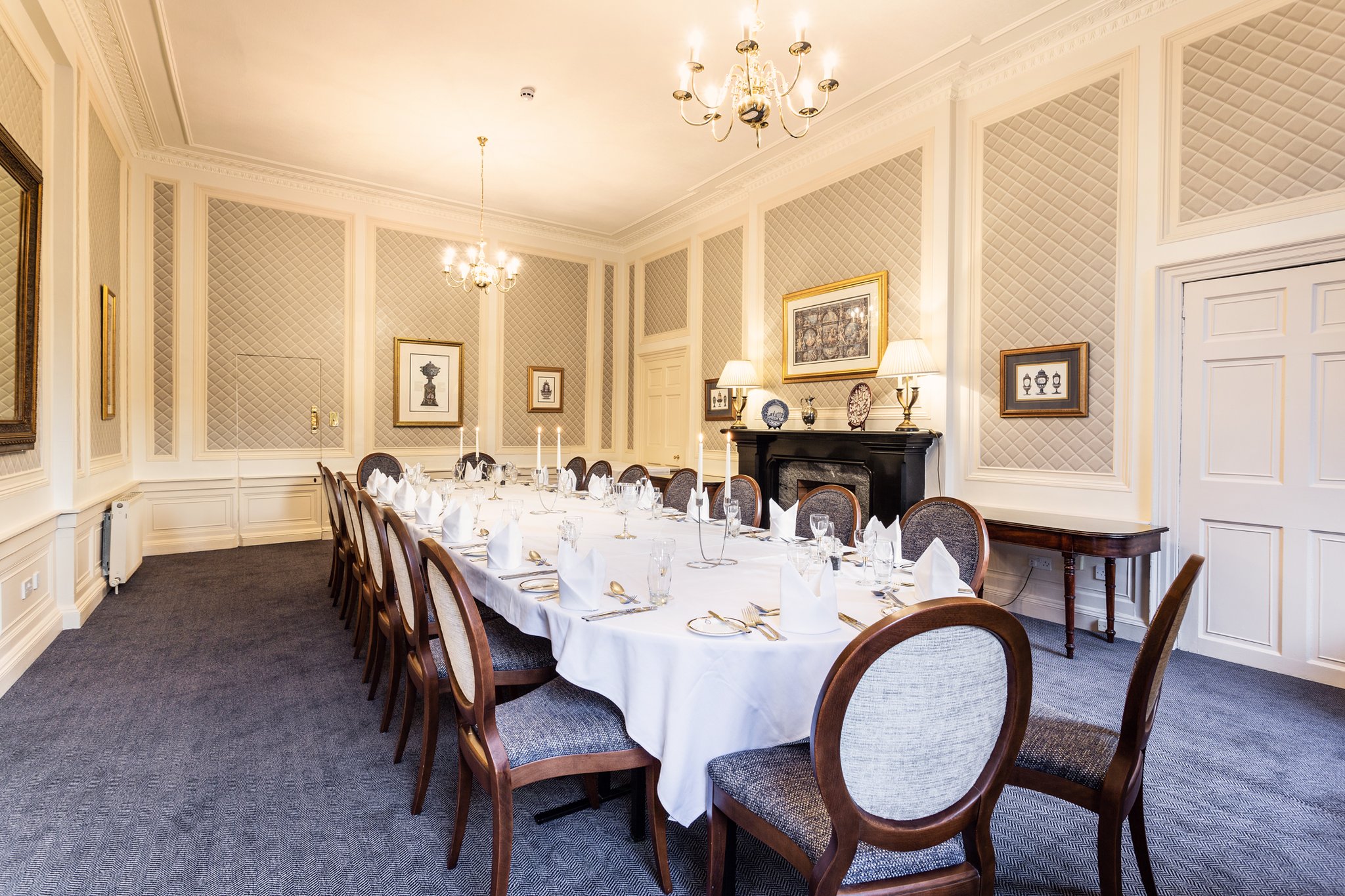 Royal Scots Club Hotel 45/56