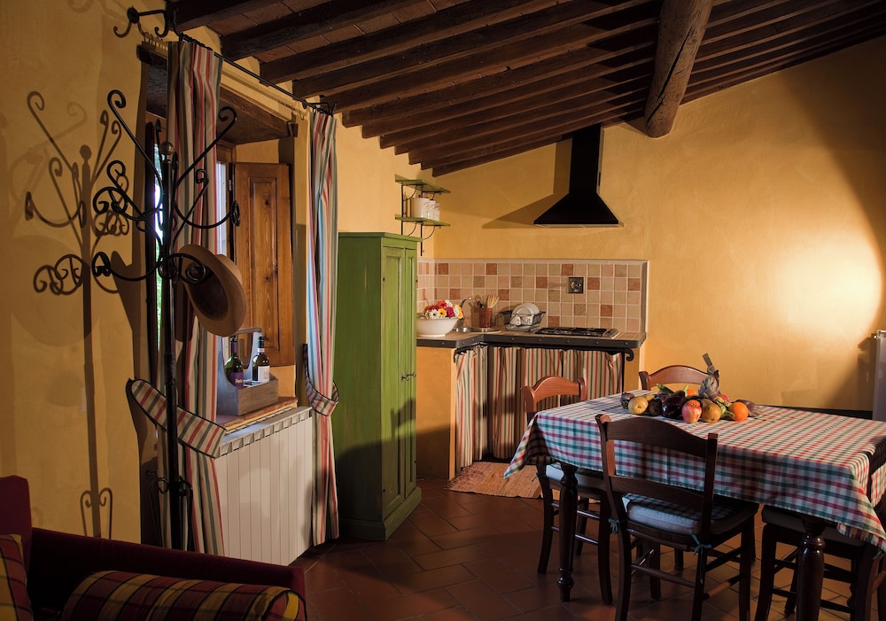 Agriturismo Fattoria Lavacchio 36/50