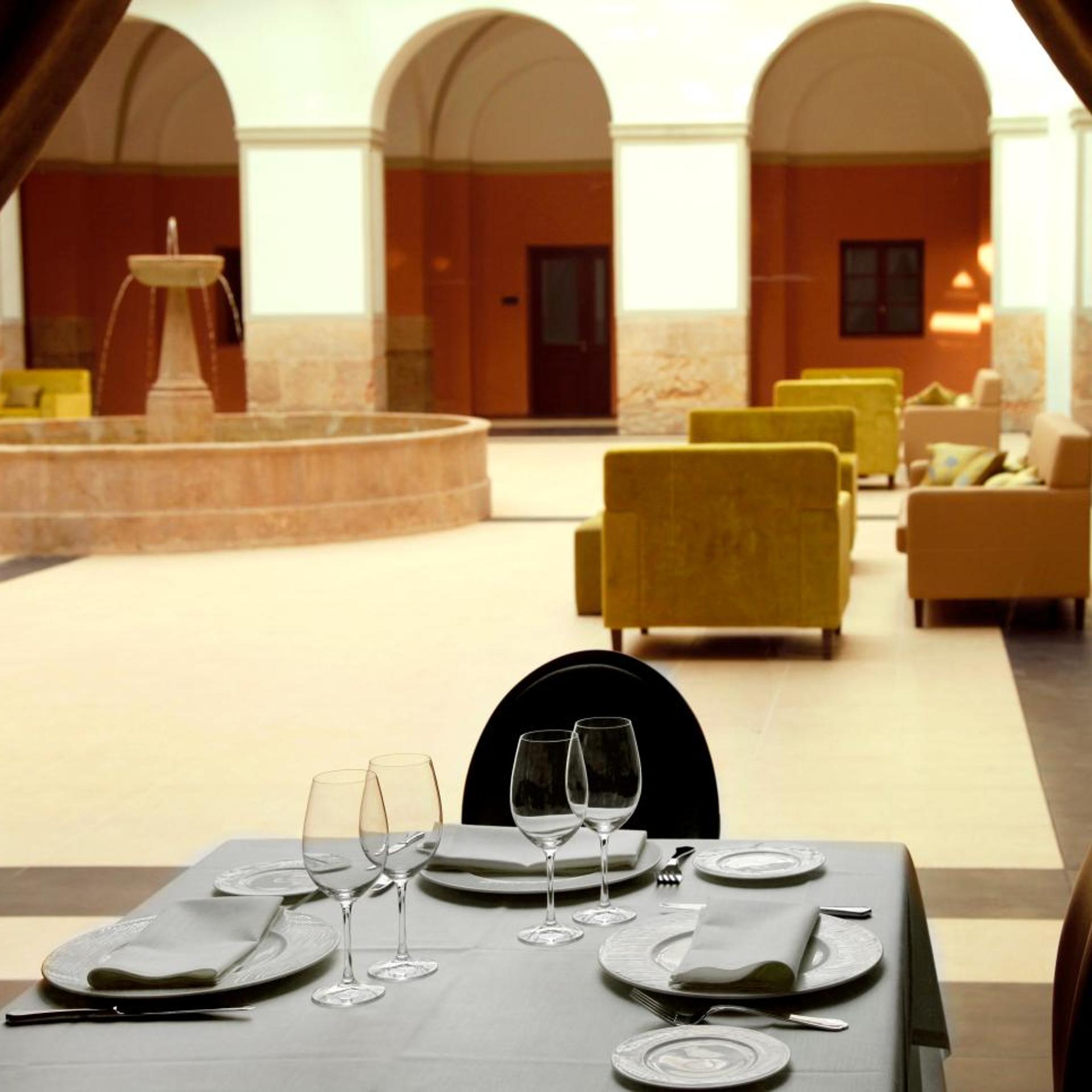 Hotel Spa Martin El Humano 42/47