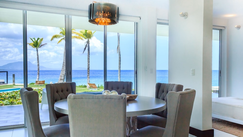 The Ocean Club, a Luxury Collection Resort, Costa Norte 36/40