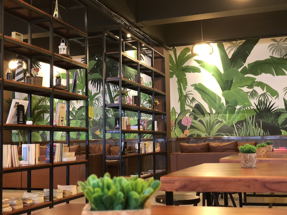 Phung Hung Boutique Hotel 43/62