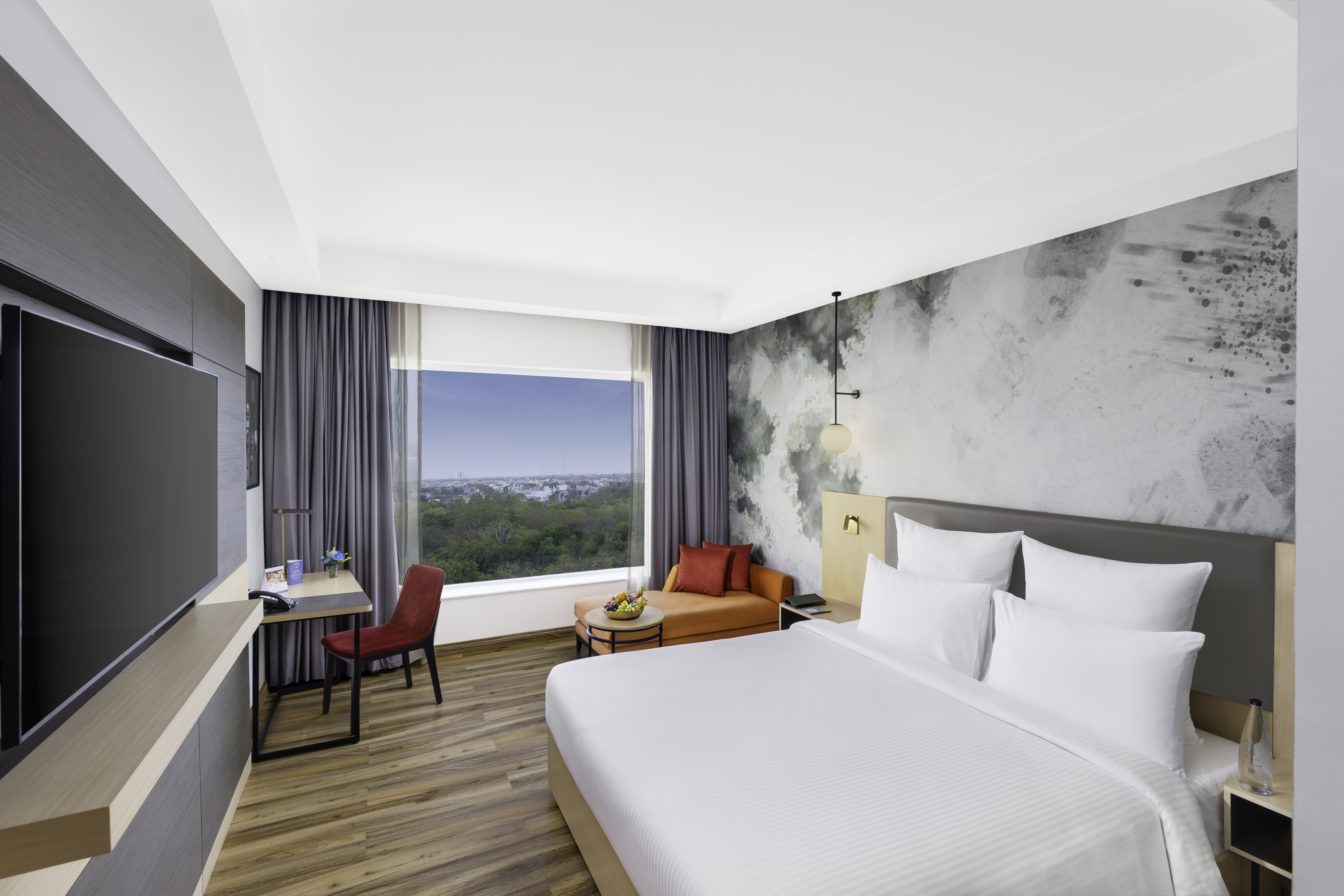 Executive, Double Bed, City Side